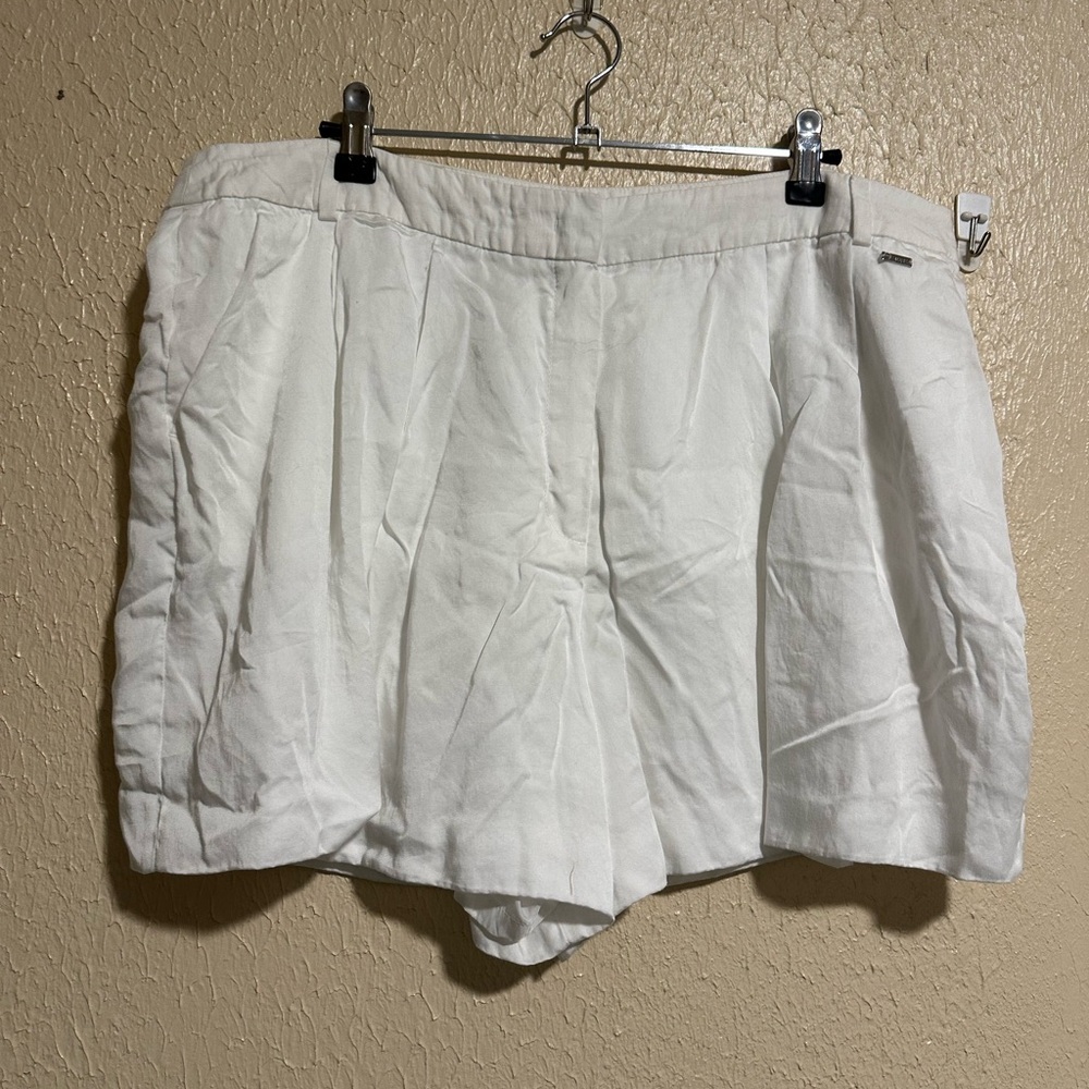 Escada Sport Shorts Size 44 White Pockets Lyocell (Large 12-14)